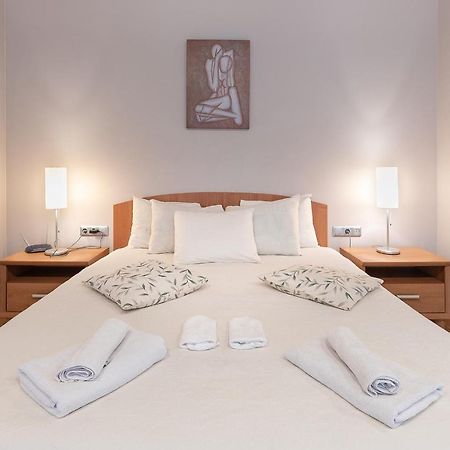 Room In Bb - Valensija - Suite For Two In Nice Hotel Jurmala Exterior photo