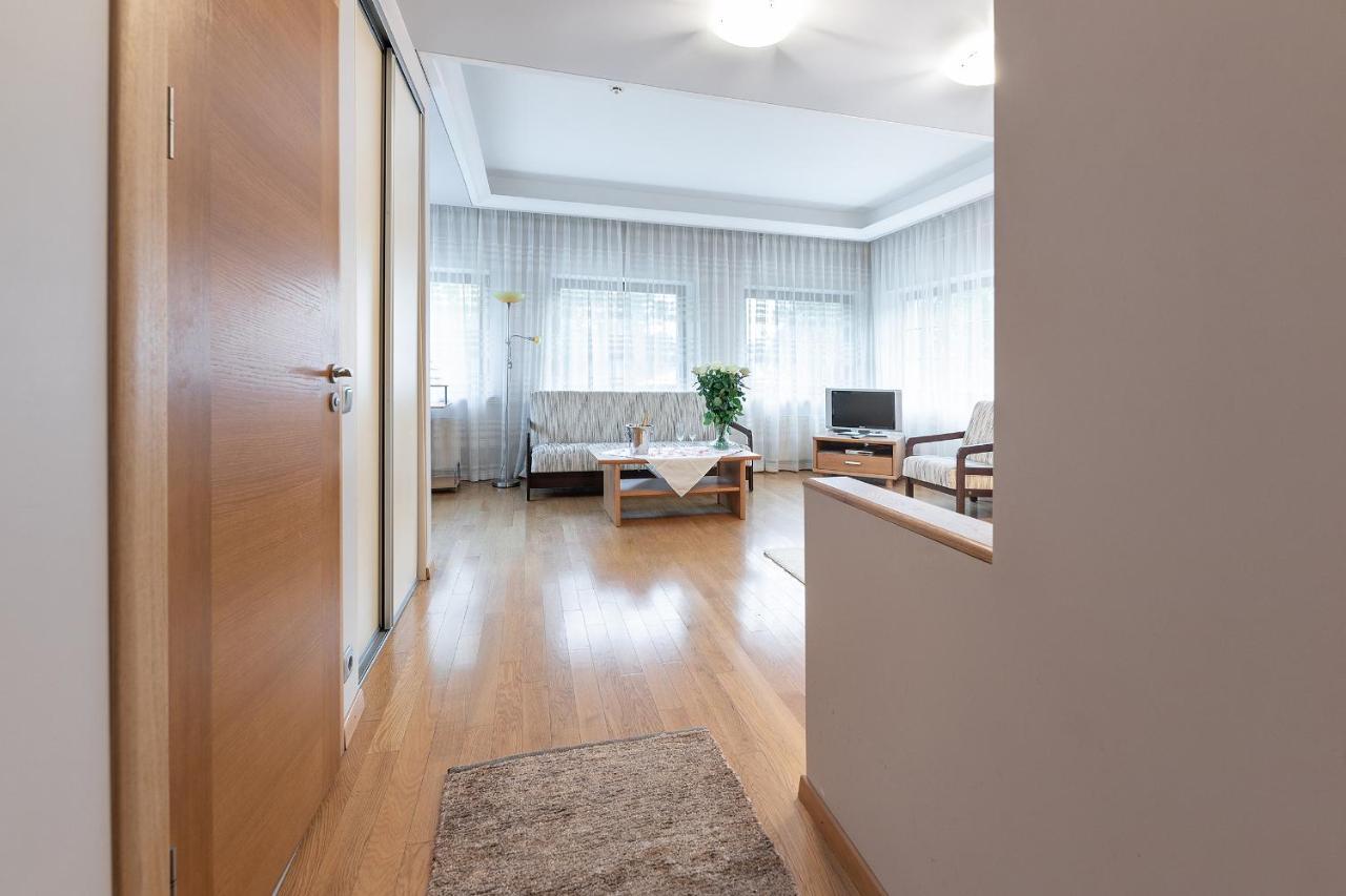 Room In Bb - Valensija - Suite For Two In Nice Hotel Jurmala Exterior photo